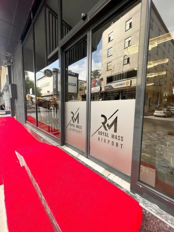 Royal Mass Airport Business Hotel