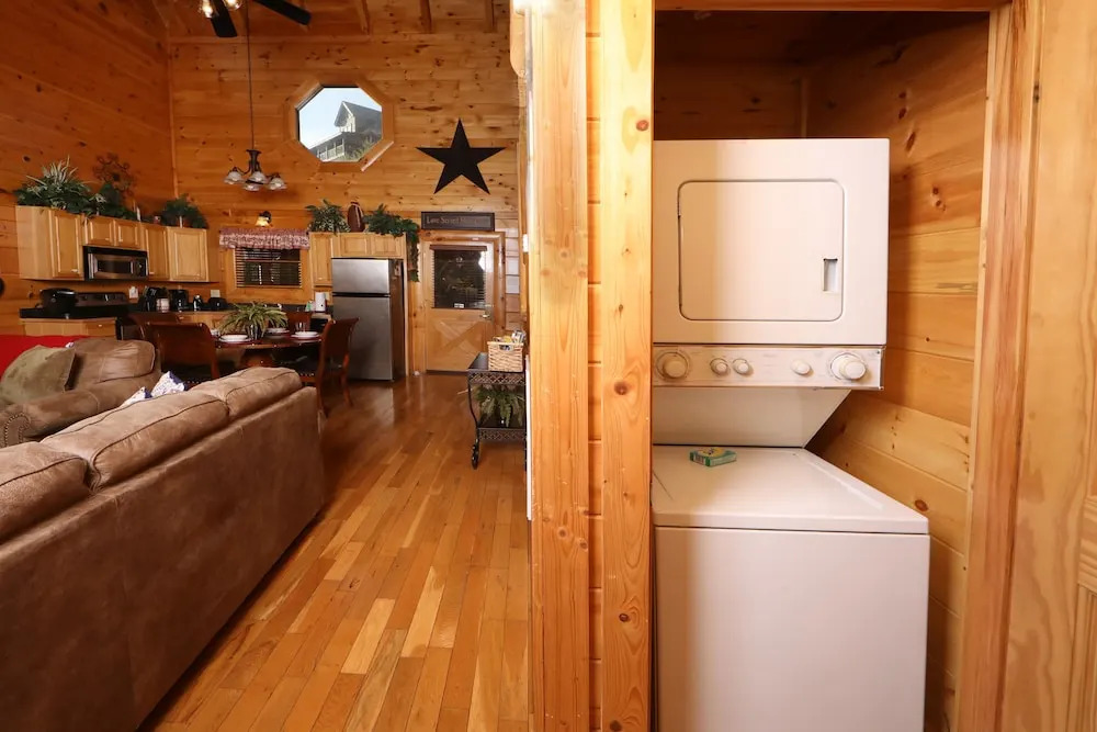 Amazing Grace - Two Bedroom Cabin
