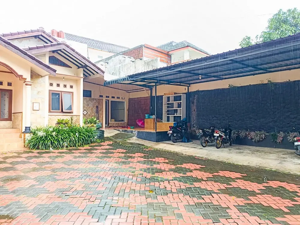 RedDoorz at Dewa Breeze Inn Near Paralayang