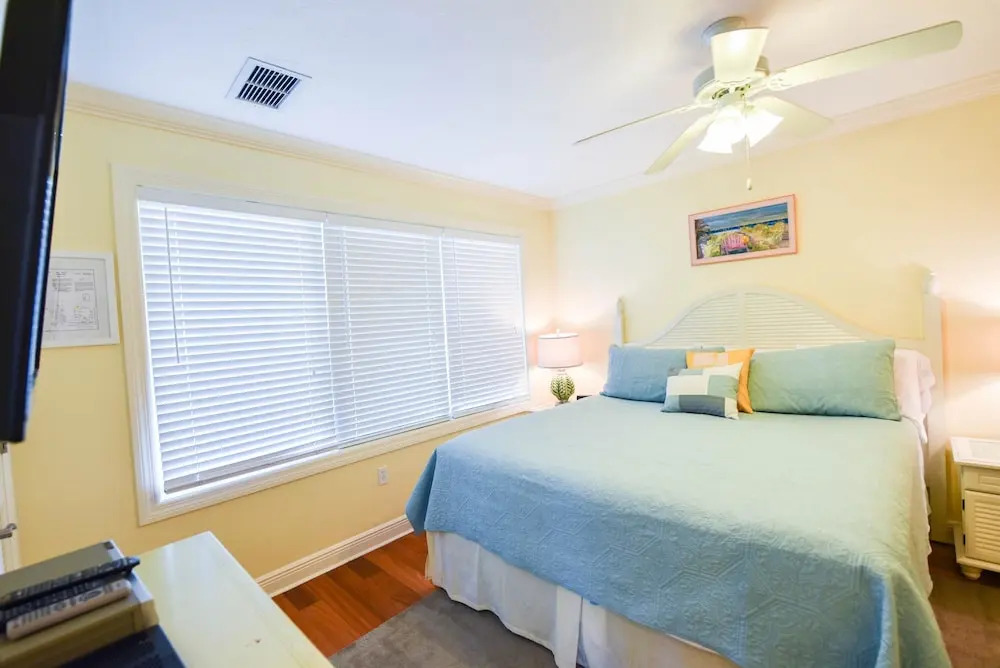 The Big Yellow House Apartment 5