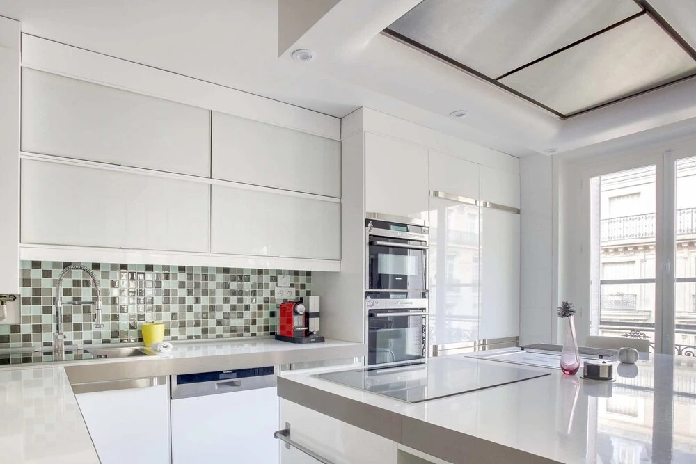 Magnificent Apartment Near Champs-elysees