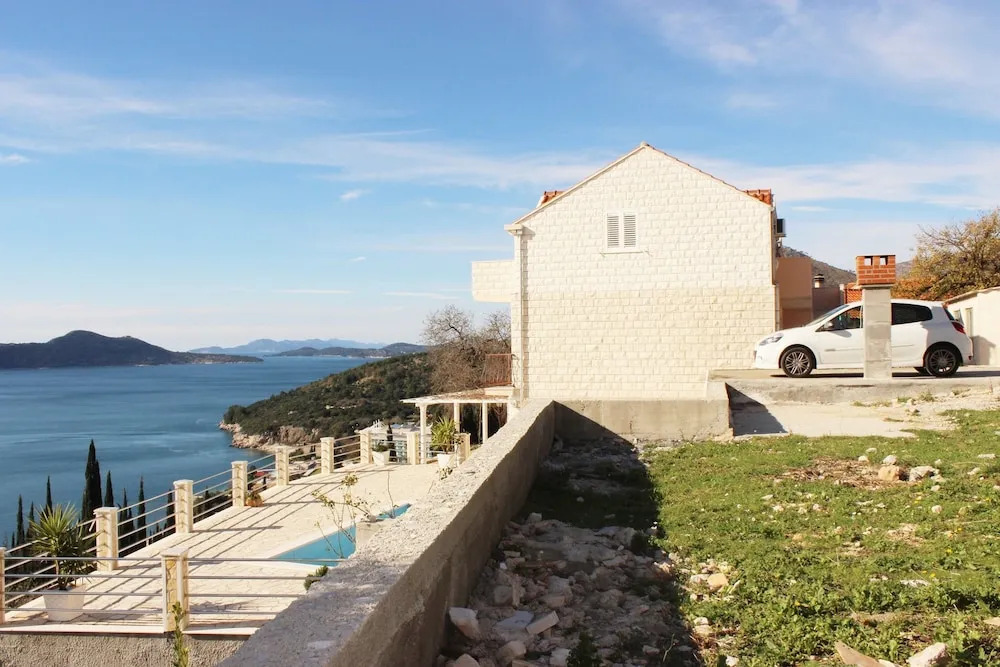 Apartments Bralovic