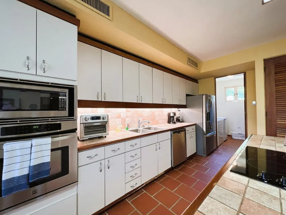 Villa De Palma -Oceanfront community w generator