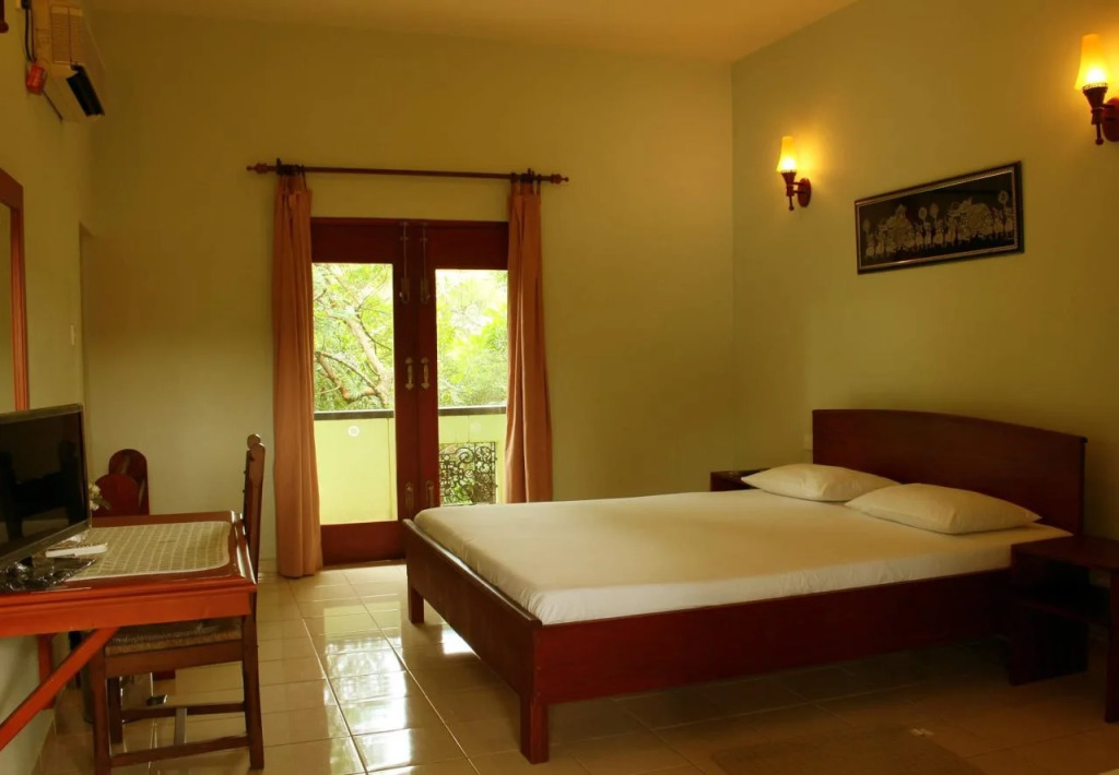 Green Land Guest House