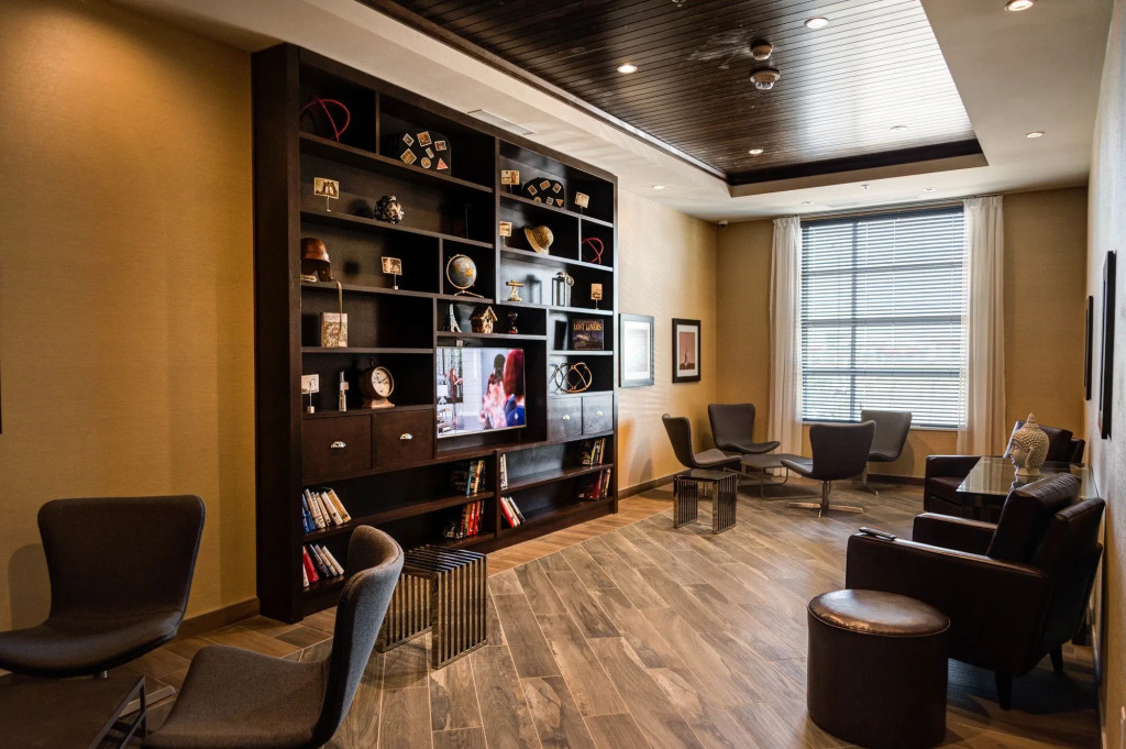 Four Points by Sheraton Sherwood Park