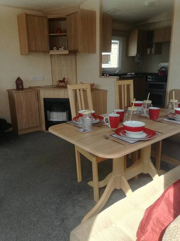 Bungalow With 3 Bedrooms in Nr Driffield - 250 m From the Beach