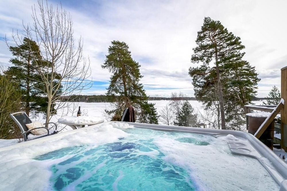 Waterfront Spa Retreat with Hot Tub