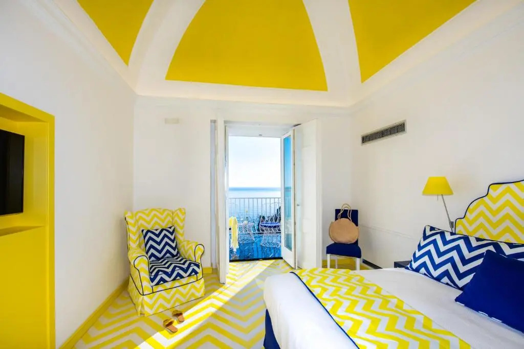 Imperati Suites by Alcione Residence