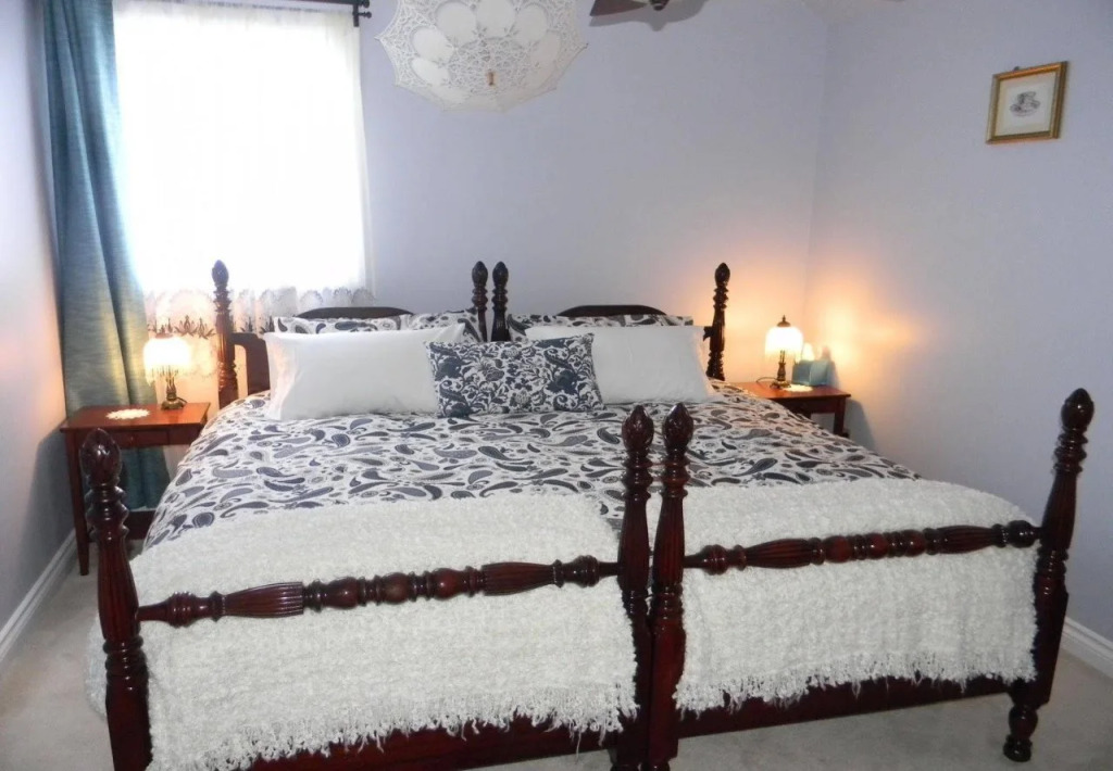 Old Town Memories Bed And Breakfast
