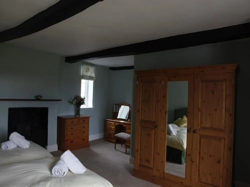 Trelough House B&B