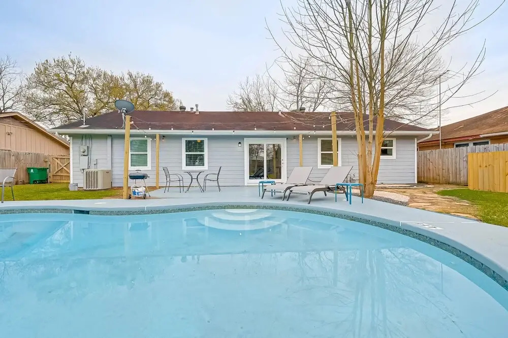 Private Oasis in Central Houston, Private Pool, Work-cation