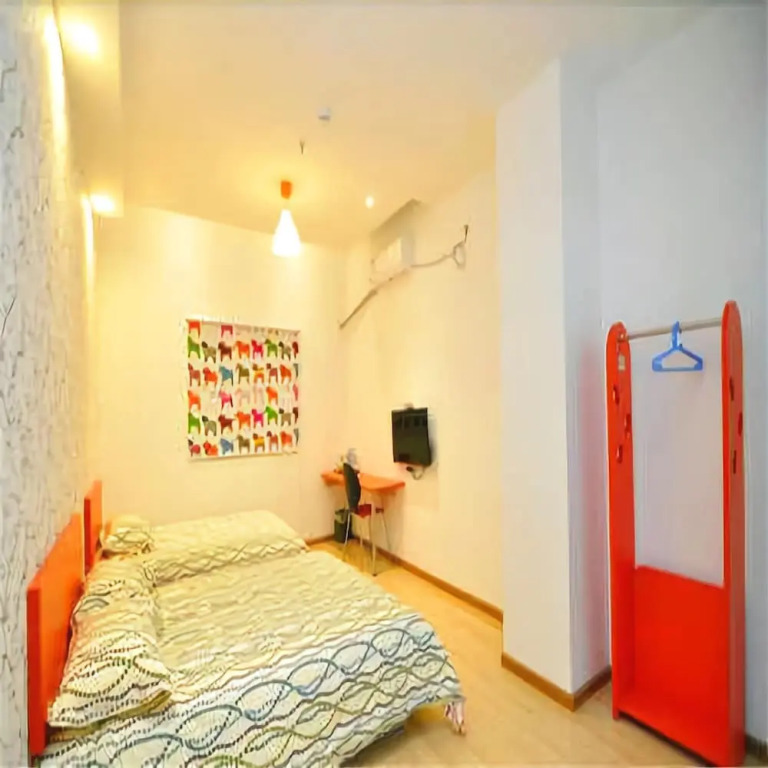 Pod Inn (Kunming Tuodong Stadium)