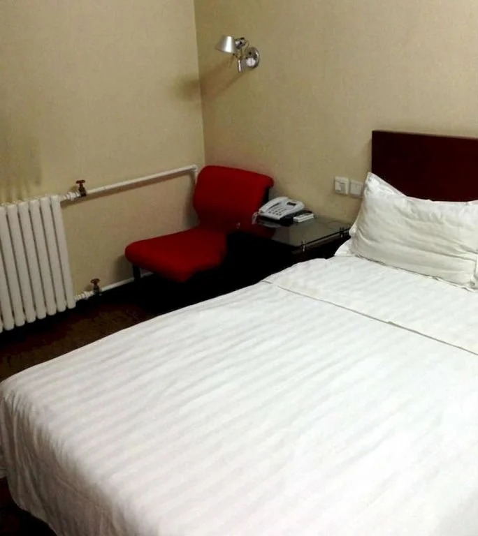 Zhonglian Xinhua Hotel West Railway Station Branch