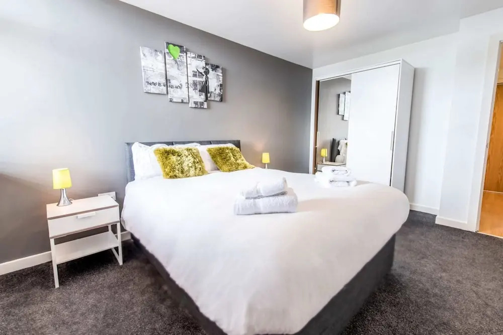 Modern 1kb, 1DB Apt - Salford Quays