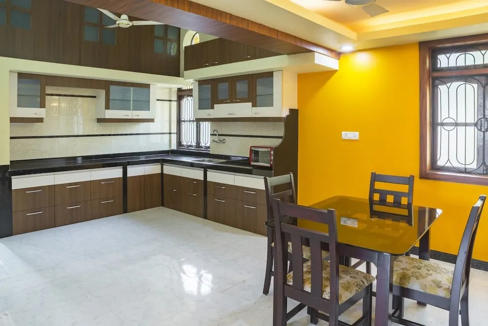 GuestHouser 2 BHK Apartment 92c1