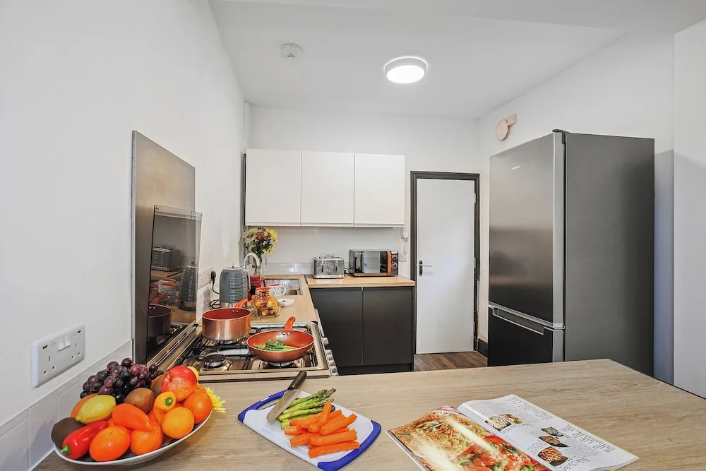 TYME Suites on Kingsway