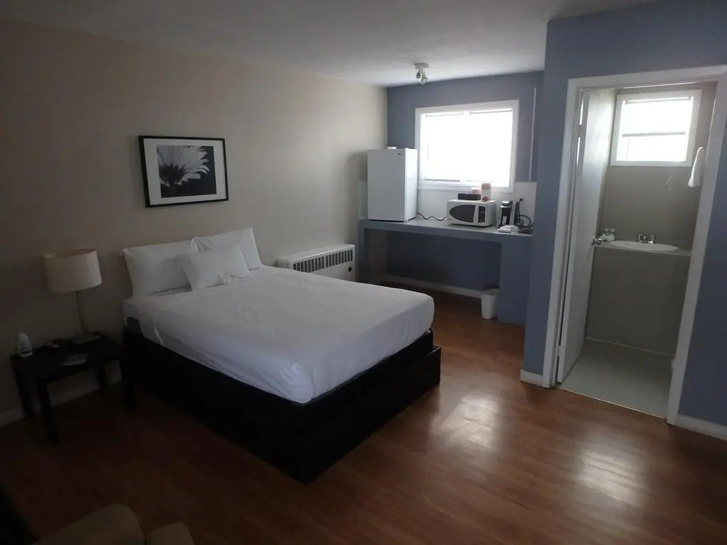 Wheel Inn Motel