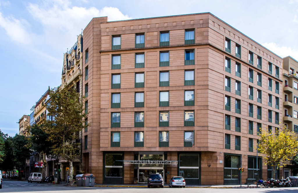 Отель Leonardo Hotel Barcelona Gran Via