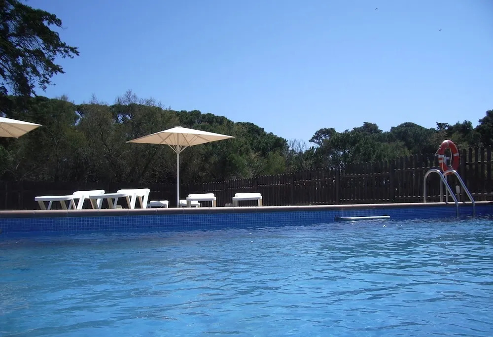 Studios Coll, Terrace & Pool