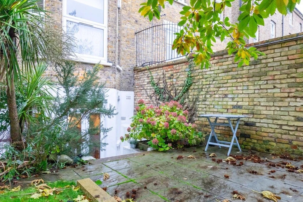Newly Refurbished 2BD Flat - Wimbledon Village