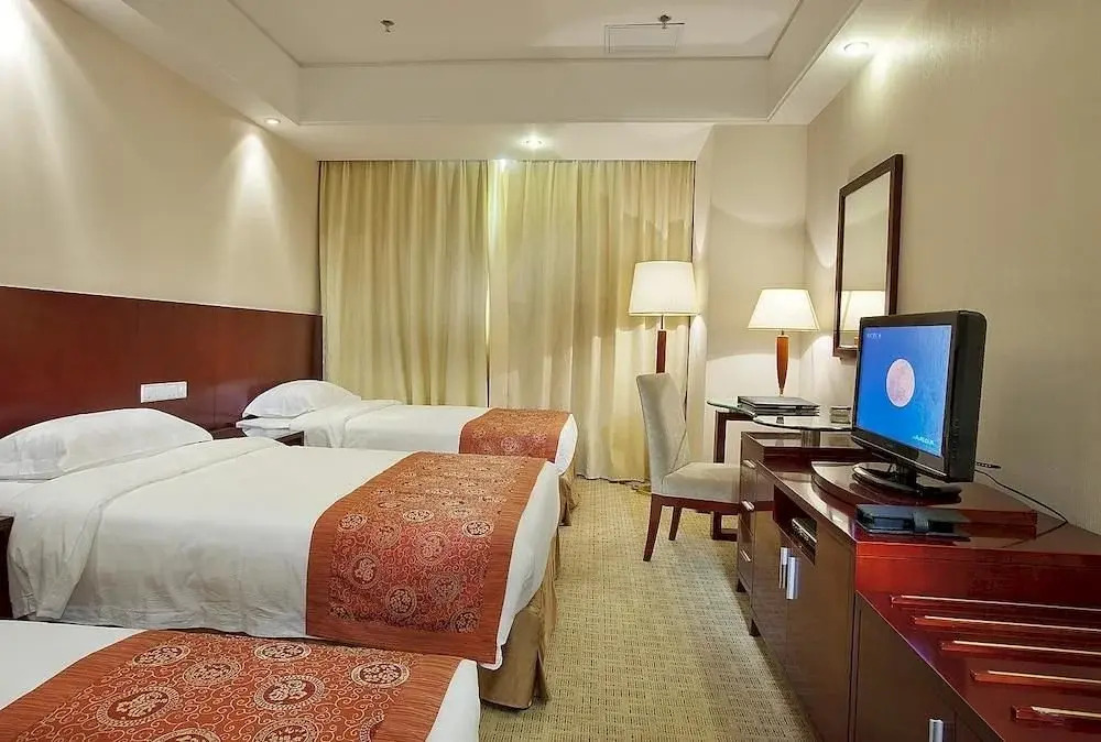 Chengde Tianbao Hotel