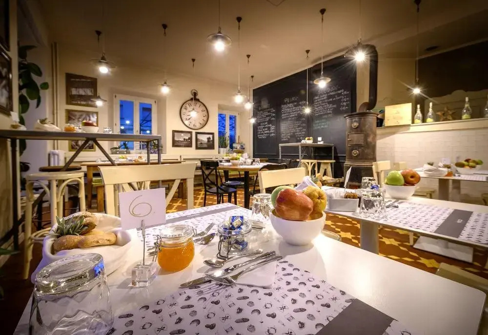 Eco Rooms&Breakfast Tirano
