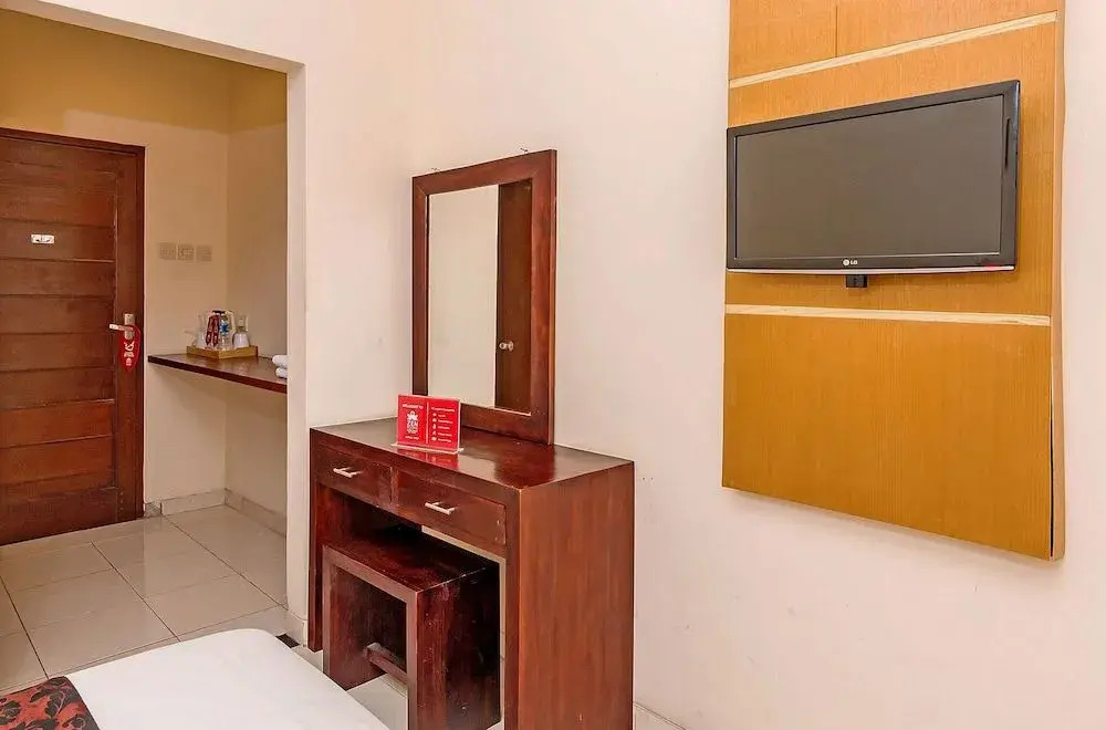 ZEN Rooms Sunshine Dewi Sartika