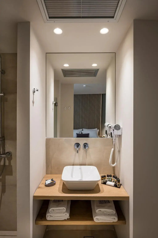 Trianon Luxury Apartments & Suites