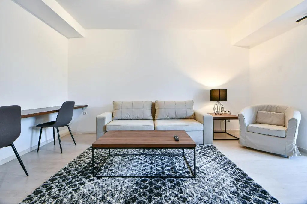 Fully-Renovated Apartment in Palaio Faliro