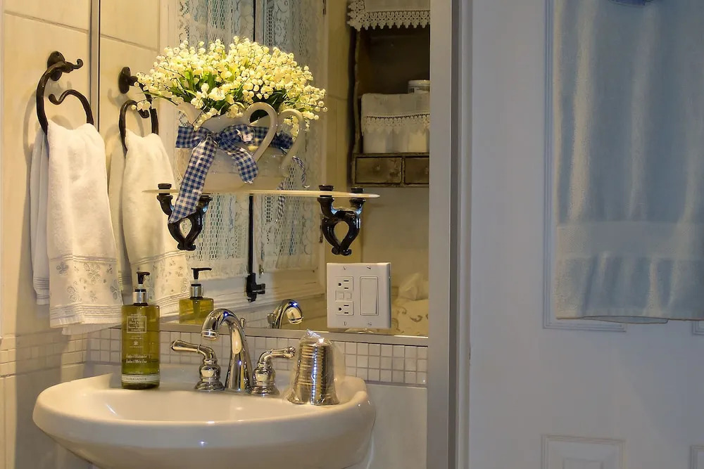 Le Petit Clocher Gite Touristique B & B