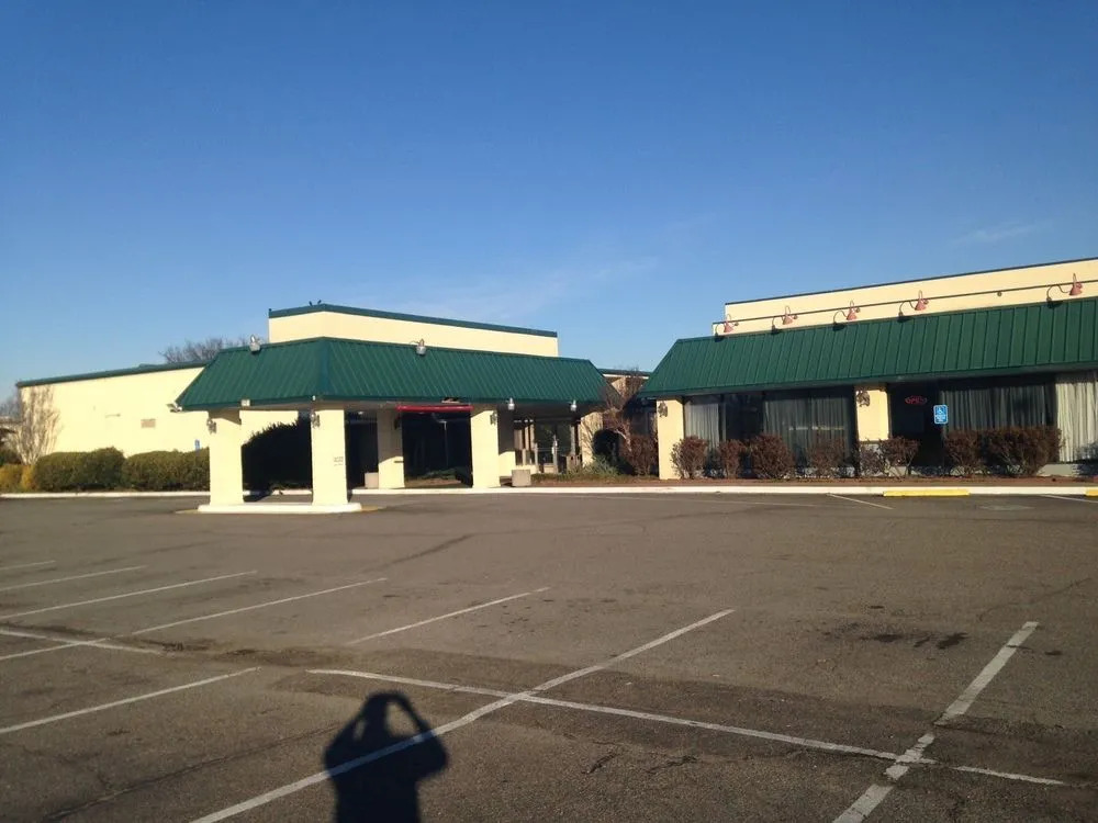 Ashland Inn & Suites