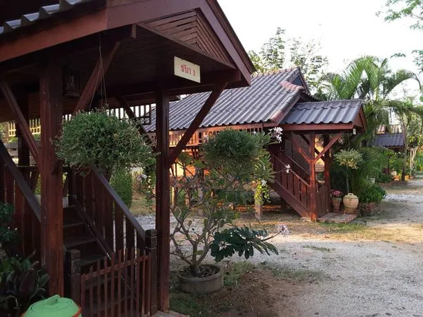 Sureerat Resort