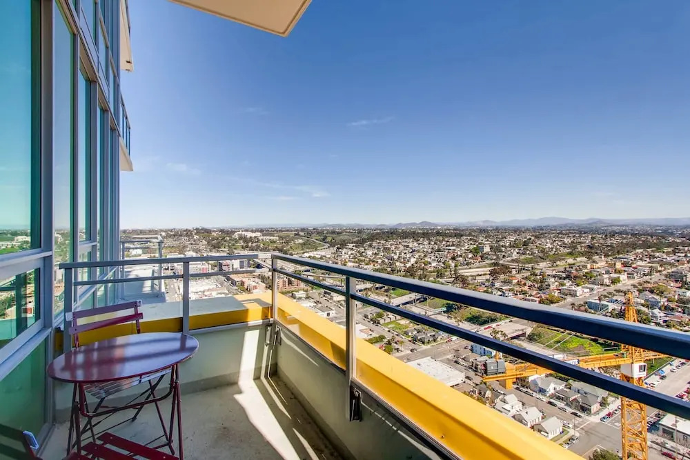 Best Views in San Diego  2 BR2 BA