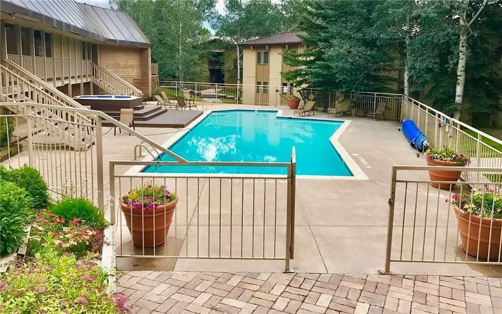 Woodbridge 34A - 2 Bedrooms Condo
