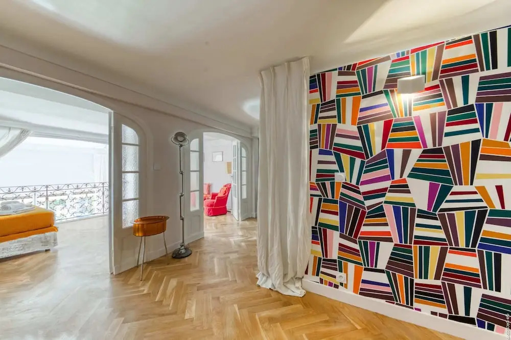 Stylish Apartement In Historical Residence