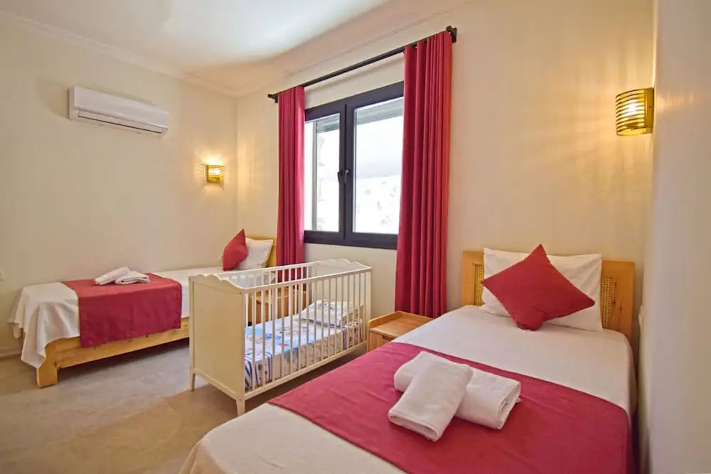 Villa Kaya View - Brand New Stone Villa With Pool