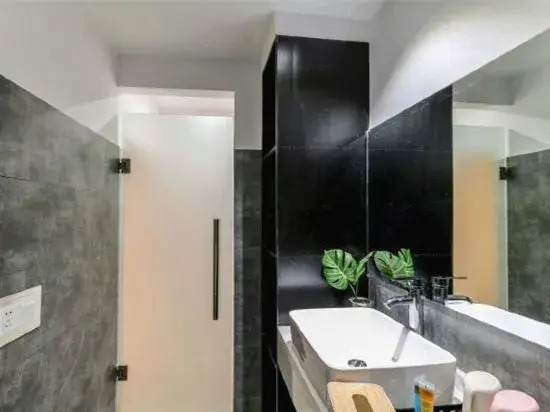 Changle Holiday Hotel(Chengdu New Exhibition Center)