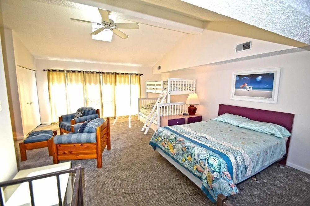 Surfside 60 Unit 303 - 3 Br Condo