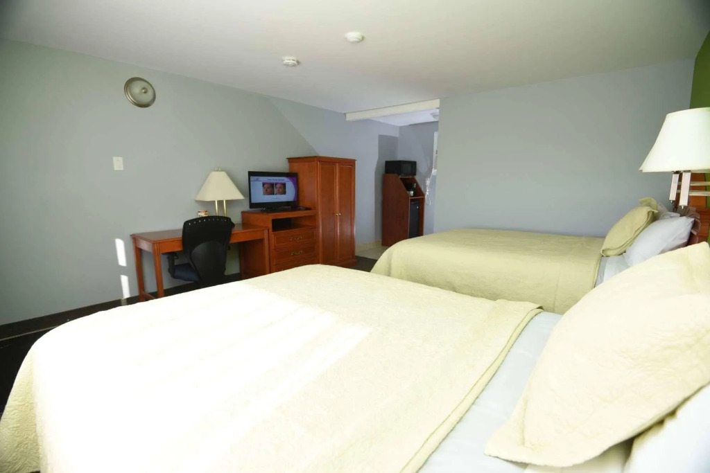 Nipissing Inn