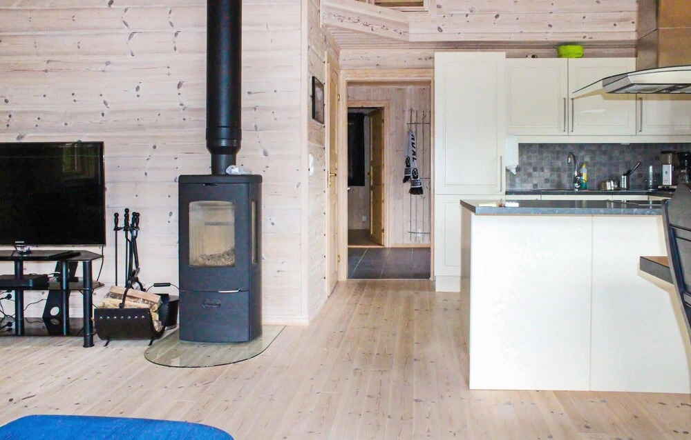 4 Bedroom Nice Home In Sogndal