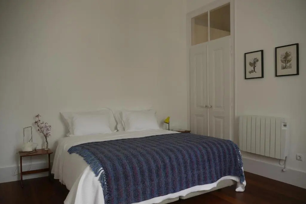 Casas Adentro