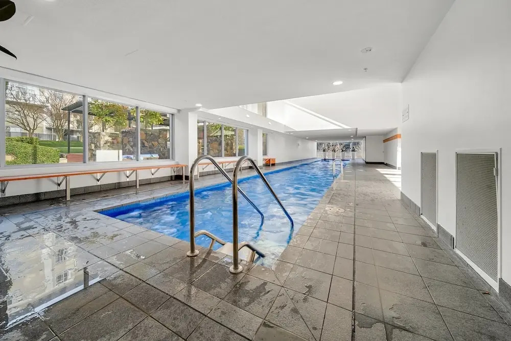 Stylish 1-bed Flat With Pool, BBQ & Sauna Access