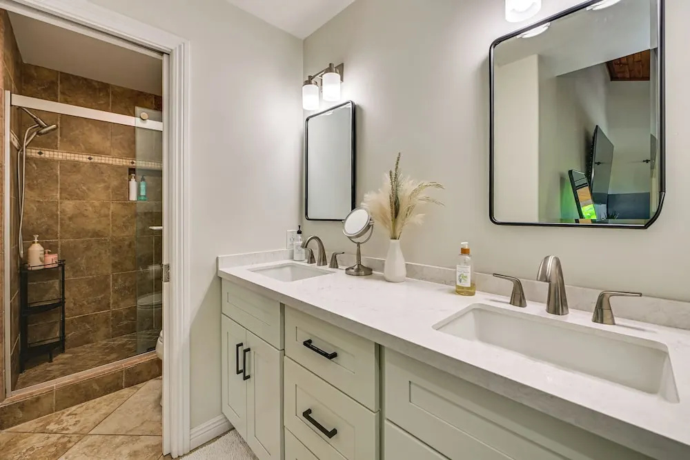 Walk to Lagoon! Luxe Coastal Escape w/ Pool Table