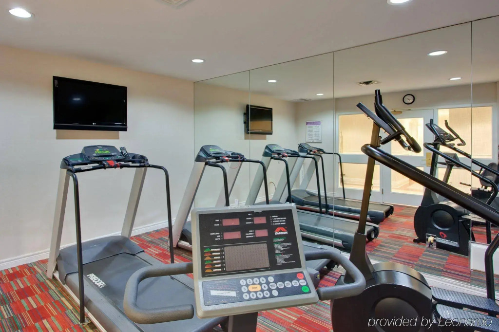 Holiday Inn Express Whitby Oshawa by IHG