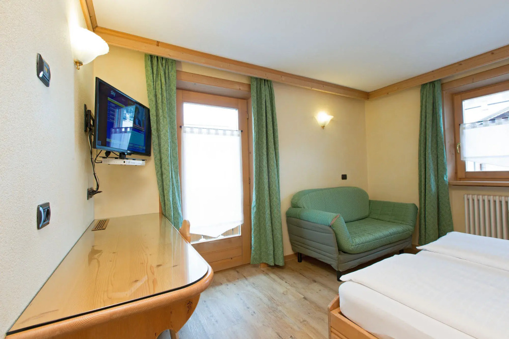 Hotel Crosal