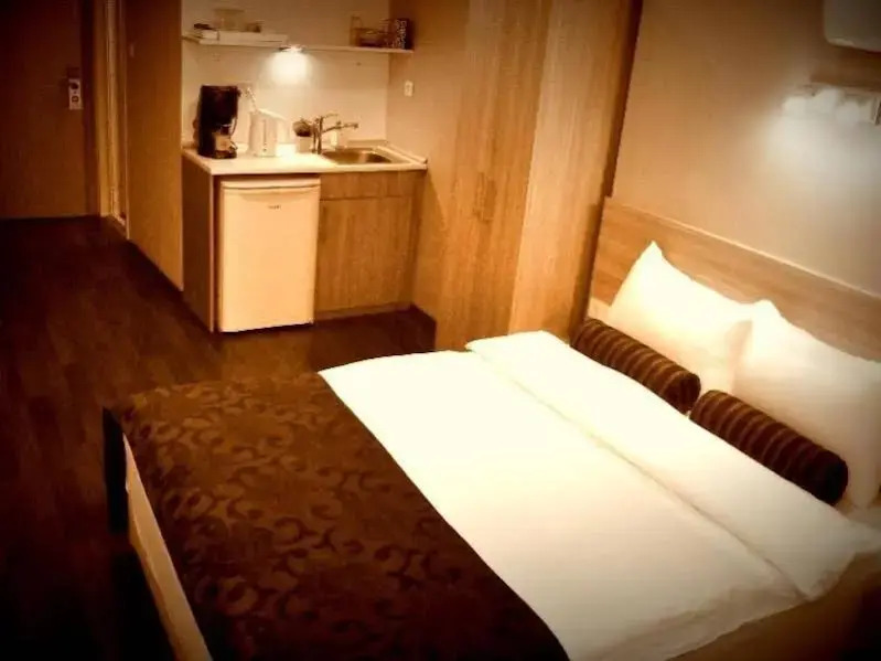 Apartment w/ New Furnitures Next to Istiklal Street and Taksim Square