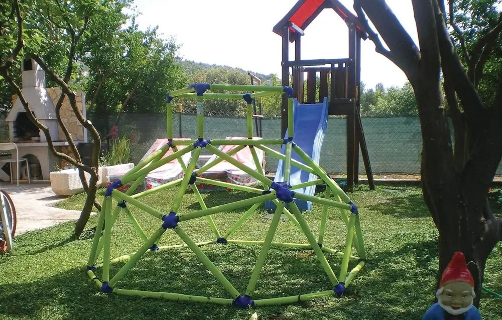 3 Bedroom Beautiful Home In Seget Vranjica