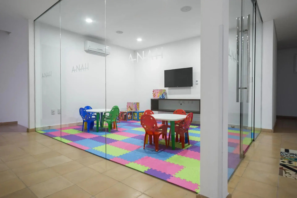 Anah Suites