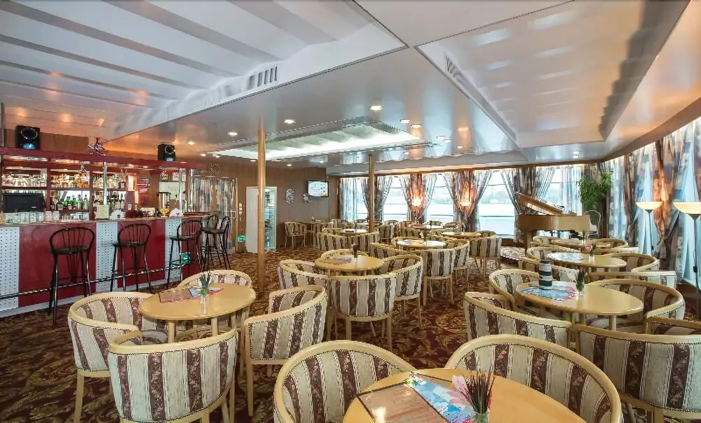 Hotel Flotel M.s. Radischev