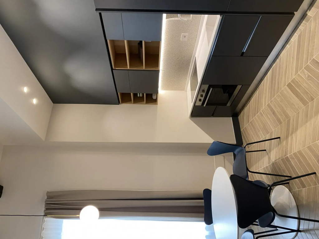 Apartment suitable for families or couples, equipped kitchen and laundry corner, private balcony-Mattia by Dimore Garibaldi